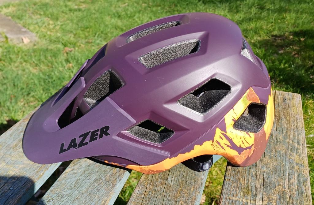 Z.G.A.N. Fietshelm Lazer Coyote mt L 58-61 zonneklep € 25,00, Lazer, Ophalen of Verzenden, Zo goed als nieuw, L