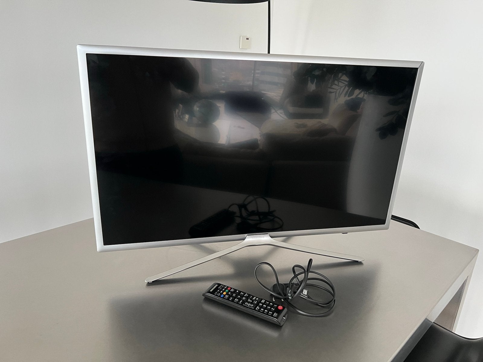 Samsung Smart TV - Goede staat, kleine behuizingsschade, Ophalen, Gebruikt, 80 tot 100 cm, Samsung