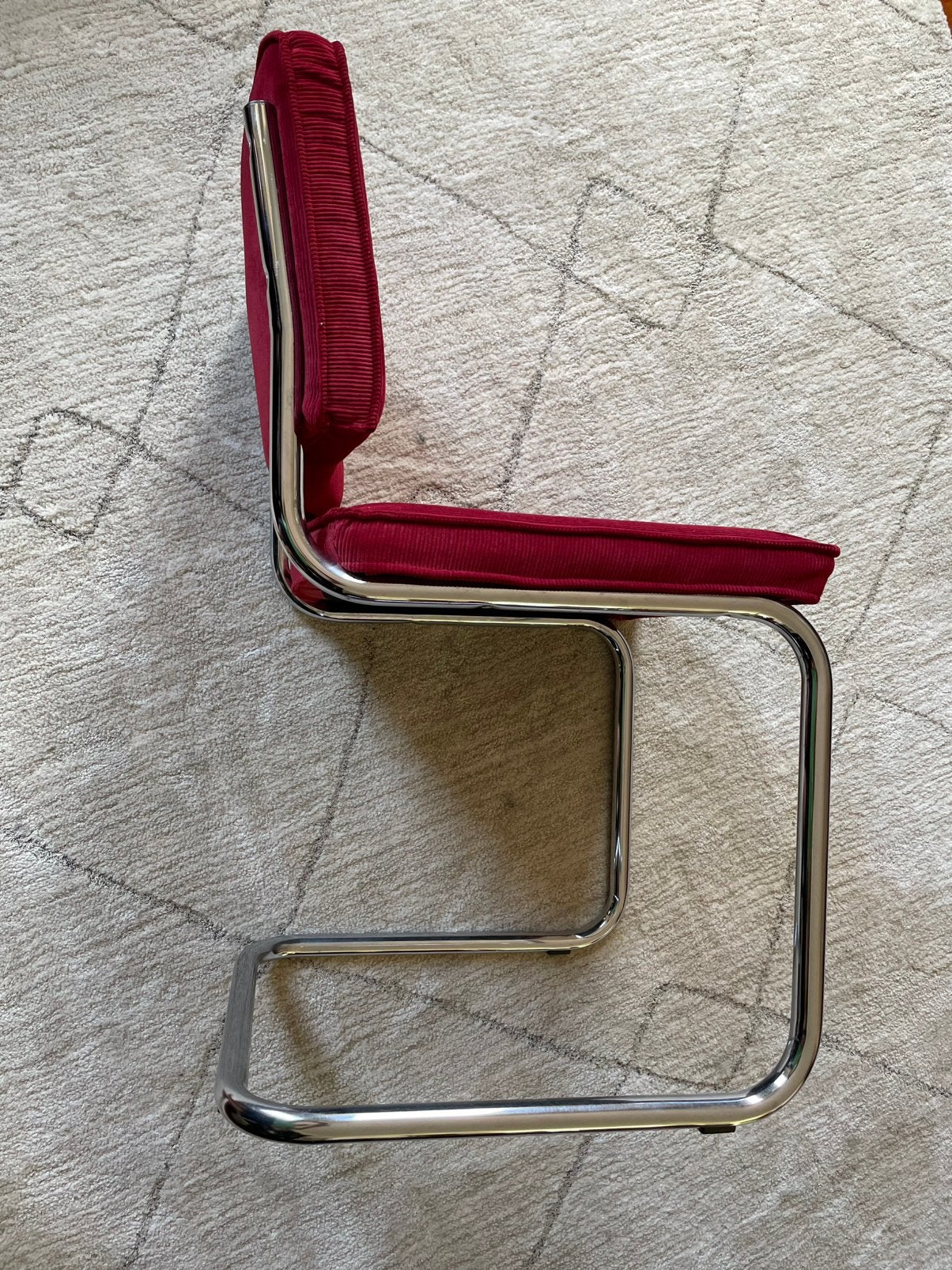 Set Bruut Ridge Rib rood design eetkamer stoelen, Ophalen, Bruut Ridge, Zo goed als nieuw, Vier