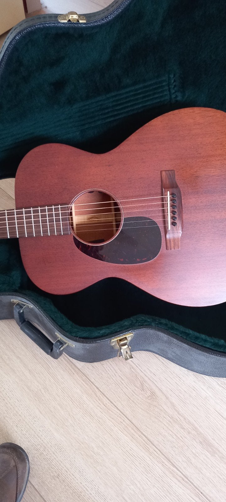 Linkshandige Martin 00015M + Fishman pick up incl koffer, Muziek en Instrumenten, Ophalen, Zo goed als nieuw, Gitaar