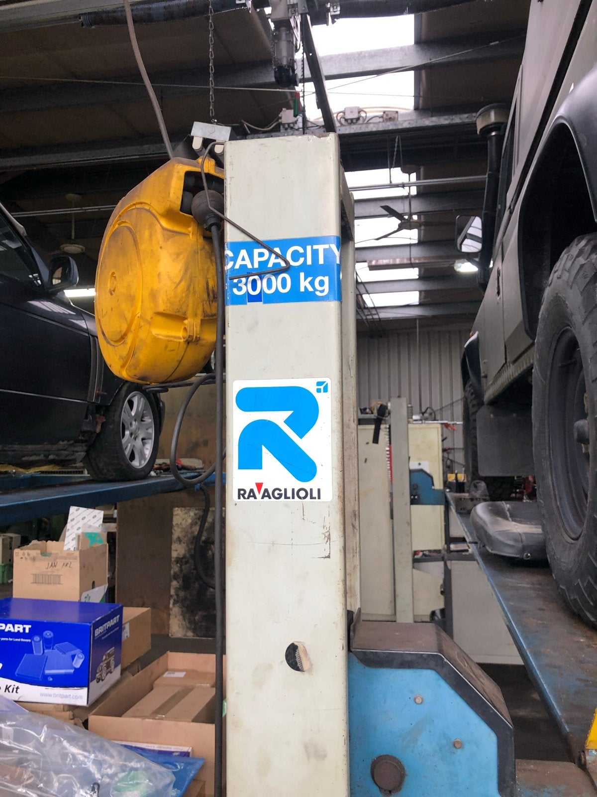 Ravaglioli 4-Koloms Hefbrug 3500 kg 380V, Auto diversen, Ophalen