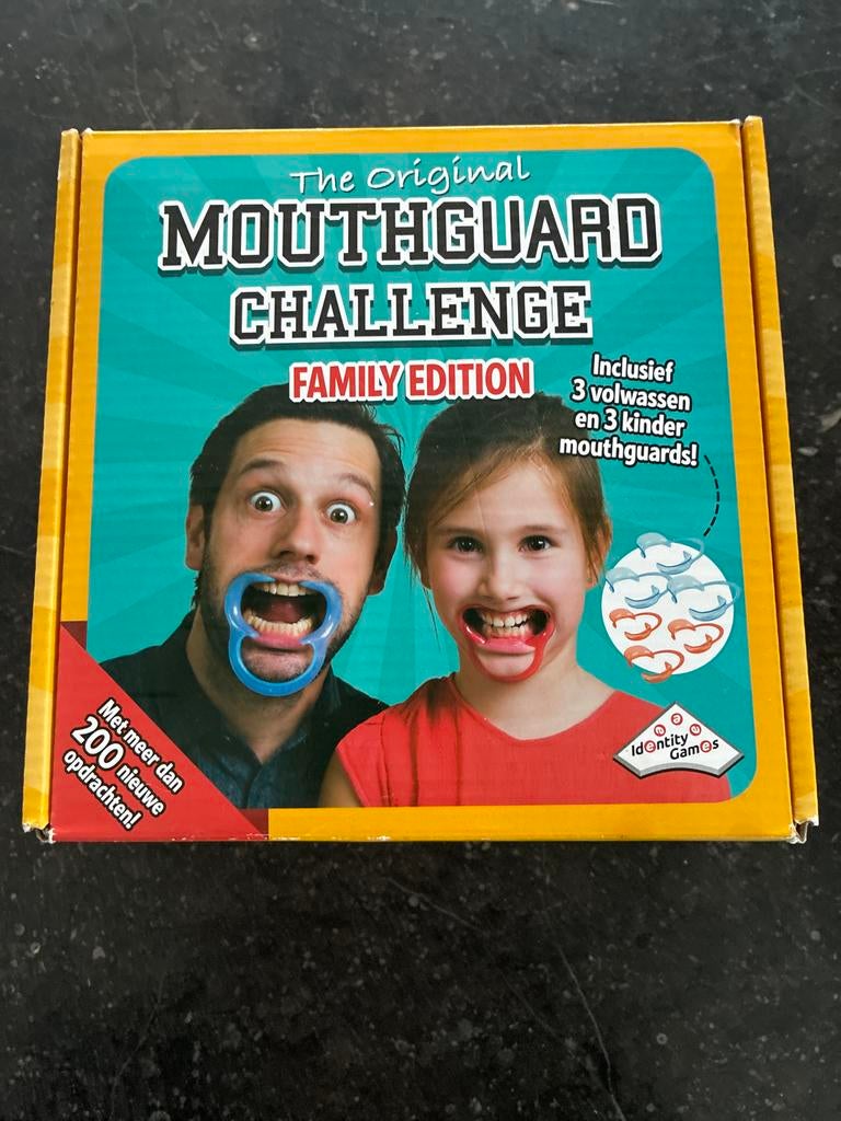 Mouthguard Challenge Family Edition - Hilarisch Gezelschapss, Drie of vier spelers, Ophalen of Verzenden, Nieuw