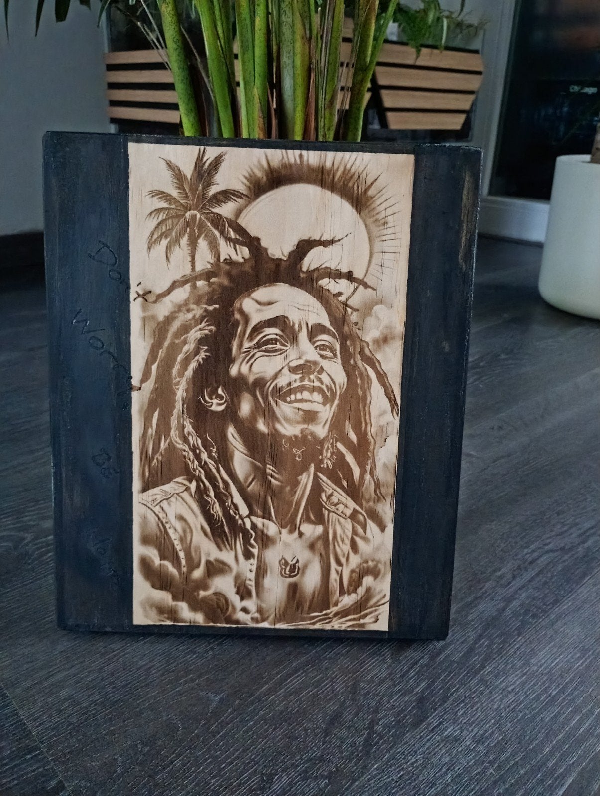 Bob Marley houten decoratie -24x29, Hout, Overige stijlen, Nieuw, Ophalen of Verzenden