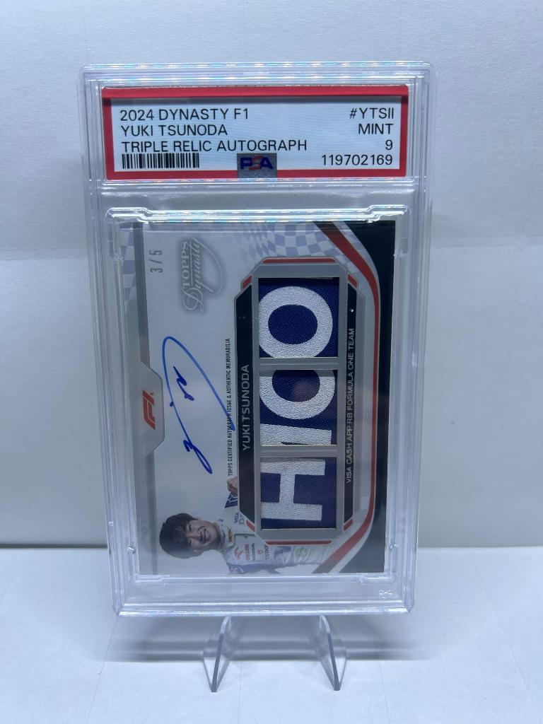 Topps dynasty 2024 yuki tsunoda triple relic autograph /5, Ophalen of Verzenden, Nieuw, Plaatje