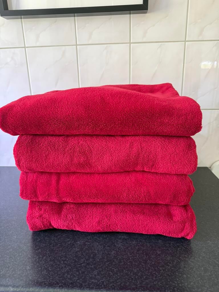 Fkeece plaid, Huis en Inrichting, Ophalen, Zo goed als nieuw, Rood, Vierkant