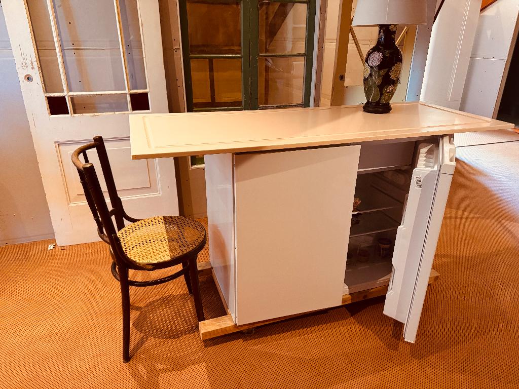 Mobiel keukenblok / keuken met koelkast (A++) op wieltjes, Huis en Inrichting, Keuken | Complete keukens, Wit, Overige typen, Ophalen of Verzenden