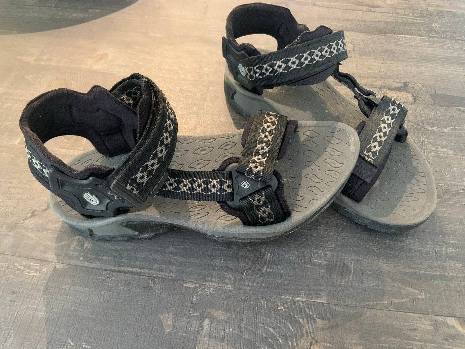 Teva sandalen - Maat 40 - Zwart, Kleding | Dames, Schoenen, Ophalen of Verzenden, Gedragen, Zwart, Sandalen of Muiltjes