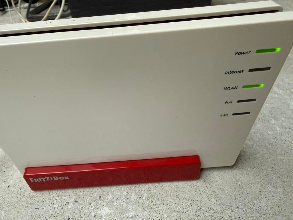 AVM Fritz!box 7581 router ADSL VDSL bonded VDSL, Ophalen of Verzenden, Gebruikt, Router met modem, FRITZ!