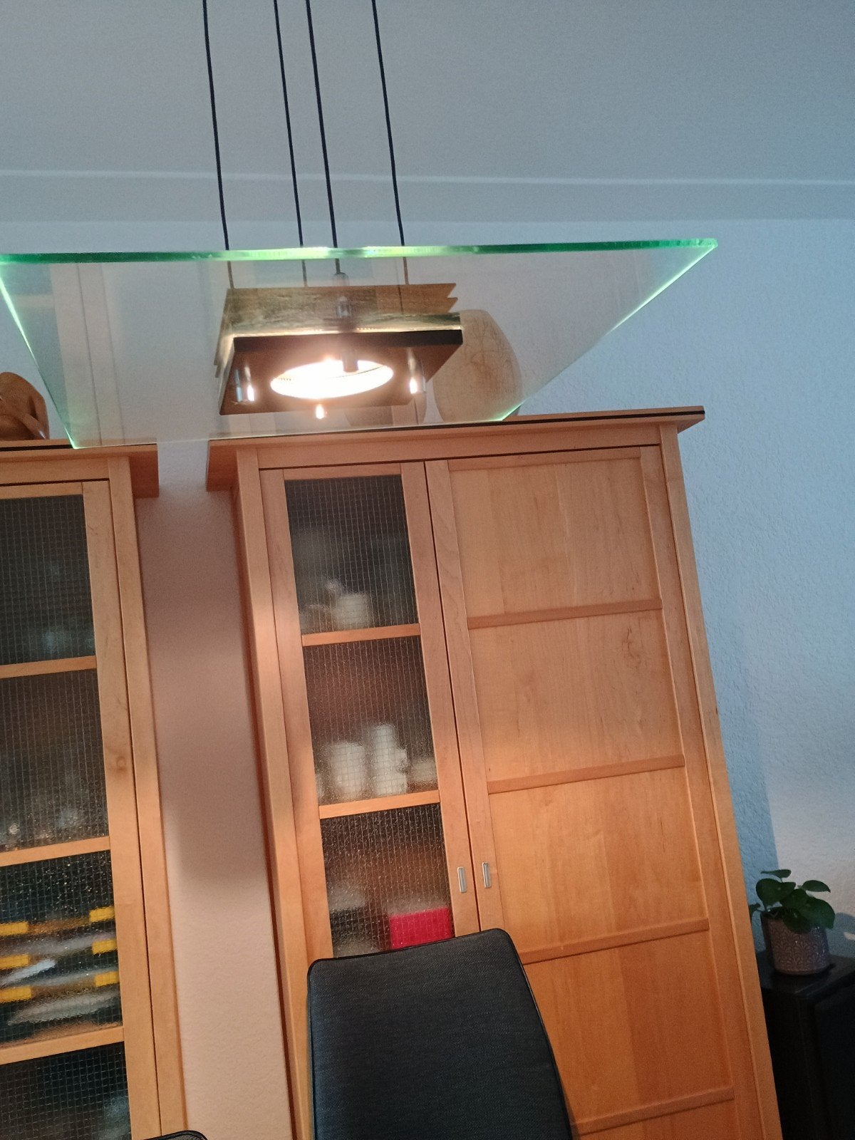 Dijkstra hanglamp, Ophalen, Glas