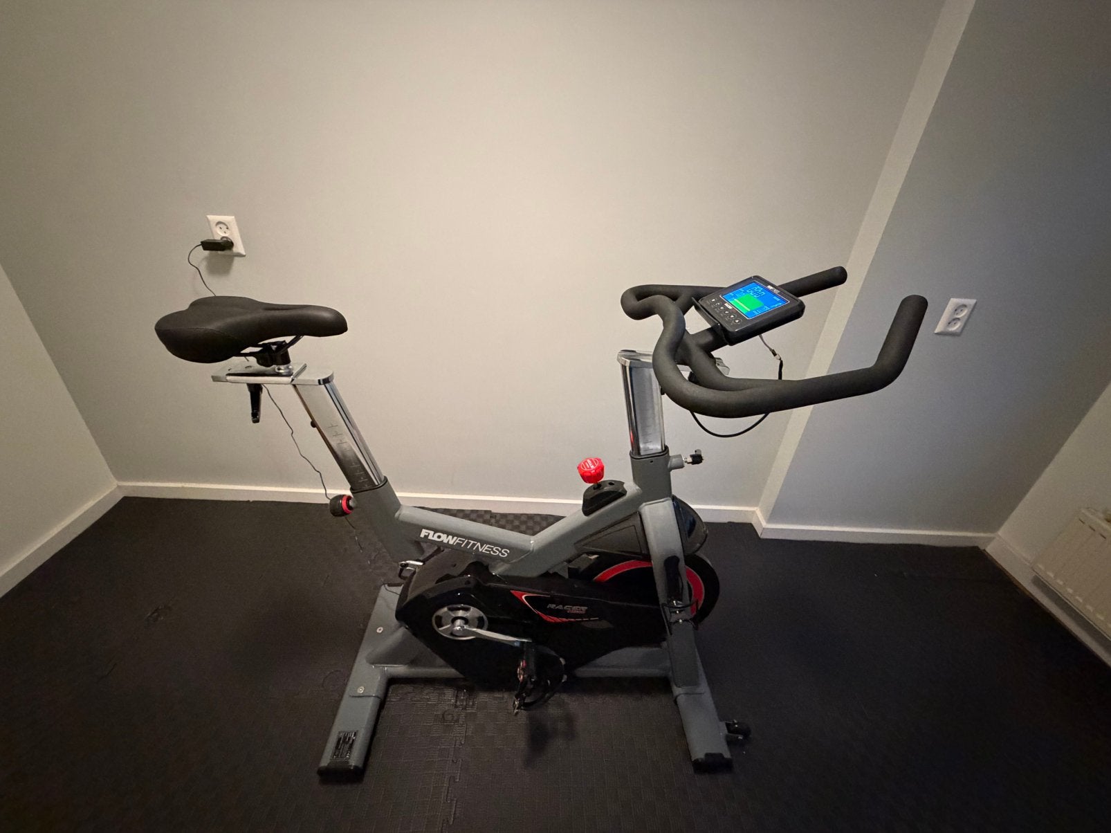 Flow Fitness Racer DSB600i speedbike