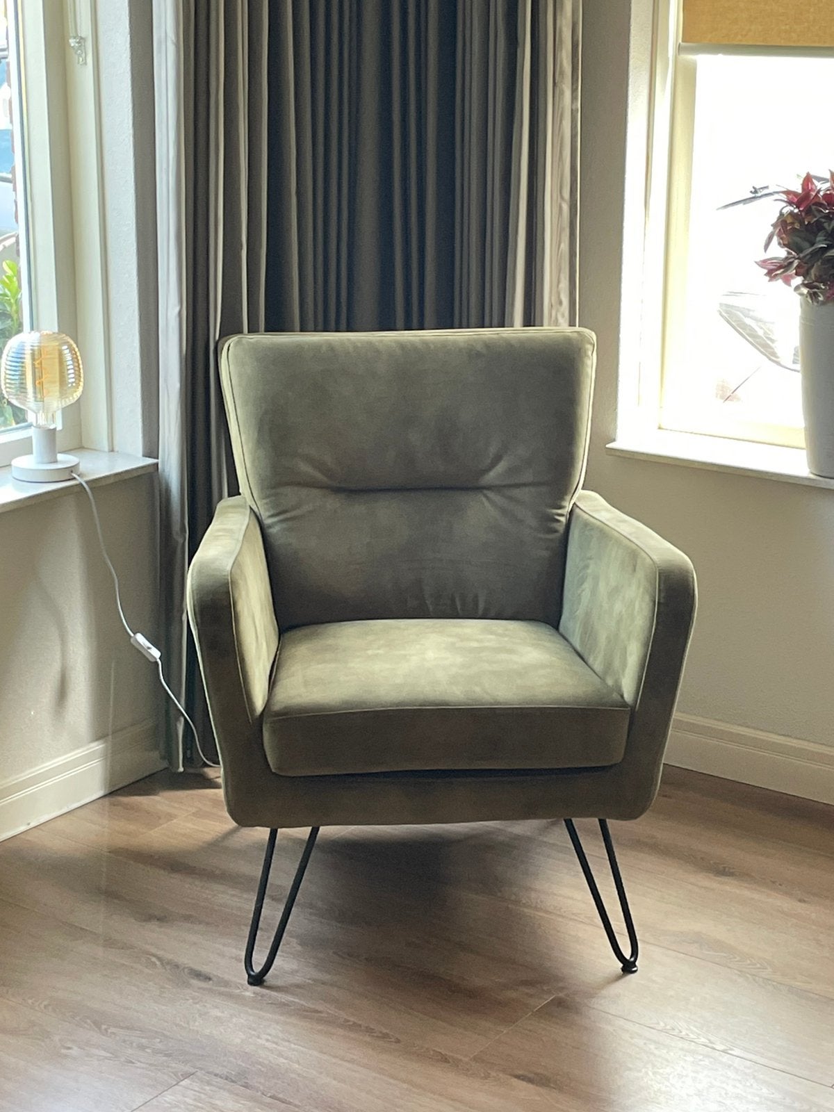 Prachtige velvet fauteuil in de kleur mosgroen, Eenpersoons, 75 tot 100 cm, Ophalen of Verzenden, Zo goed als nieuw