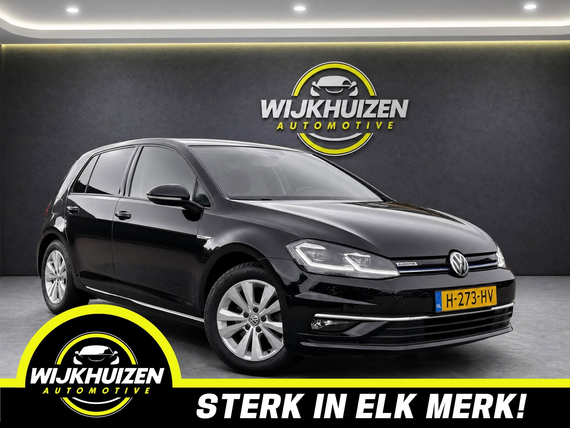 Volkswagen Golf 1.5 TSI Highline met Panorama dak ! Camera !, Voorwielaandrijving, 4 cilinders, 1210 kg, Alcantara