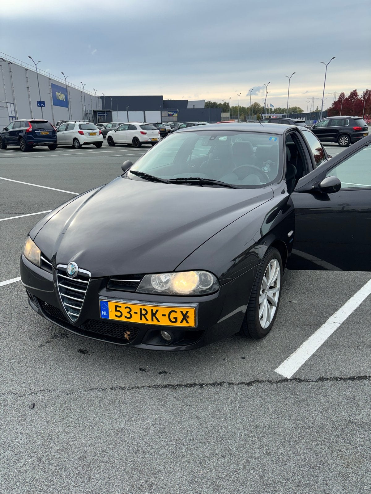 Alfa Romeo 156 1.9 JTD 16V 2005 Zwart, Auto's, Voorwielaandrijving, 1280 kg, 4 cilinders, Zwart