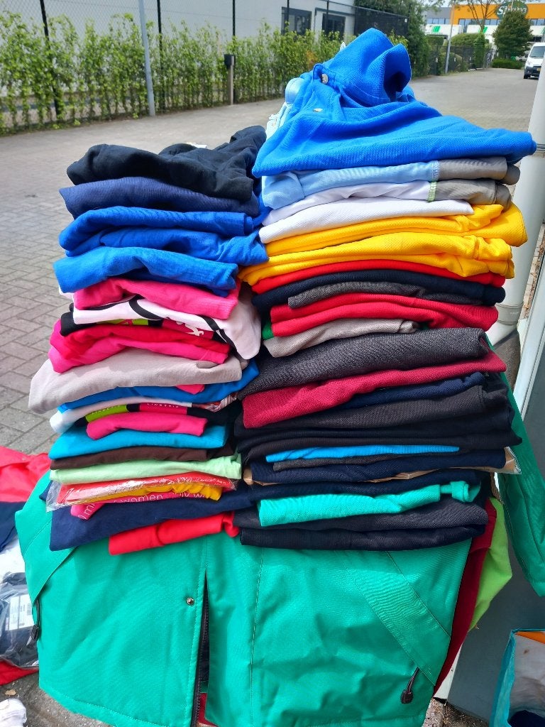 partij nieuwe kleding, Ophalen, Nieuw, Maat 38/40 (M)