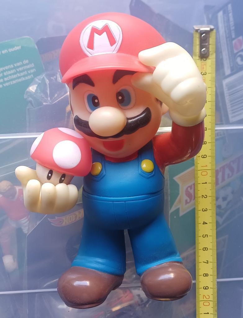 Nintendo Super Mario Bros. figuur met paddenstoel, Verzamelen, Poppetjes en Figuurtjes, Ophalen of Verzenden, Gebruikt