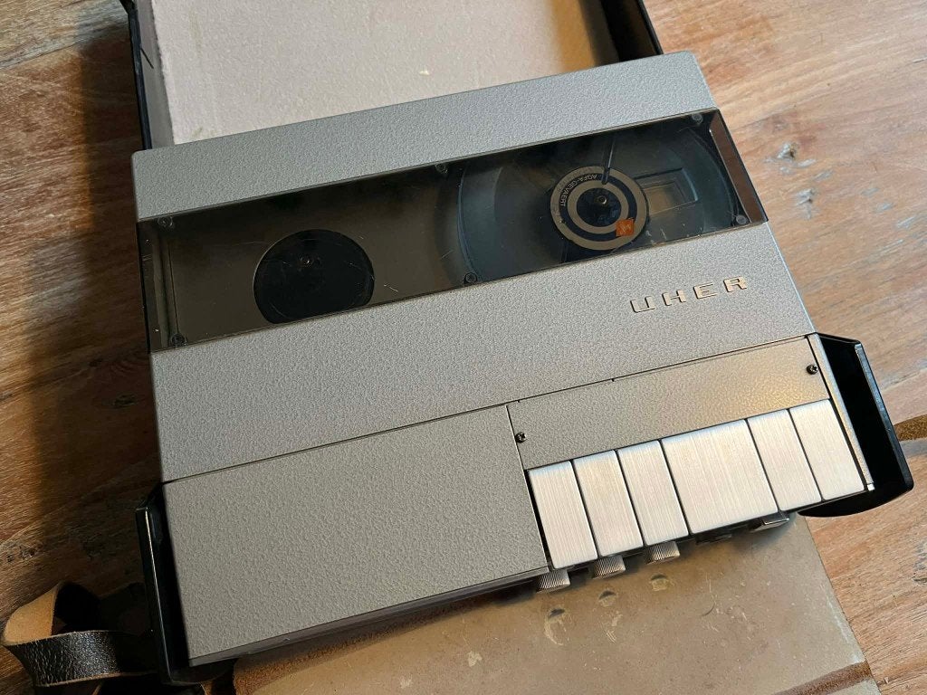 UHER 4200 Report Stereo IC bandrecorder, Ophalen of Verzenden, Bandrecorder, Met stofkap