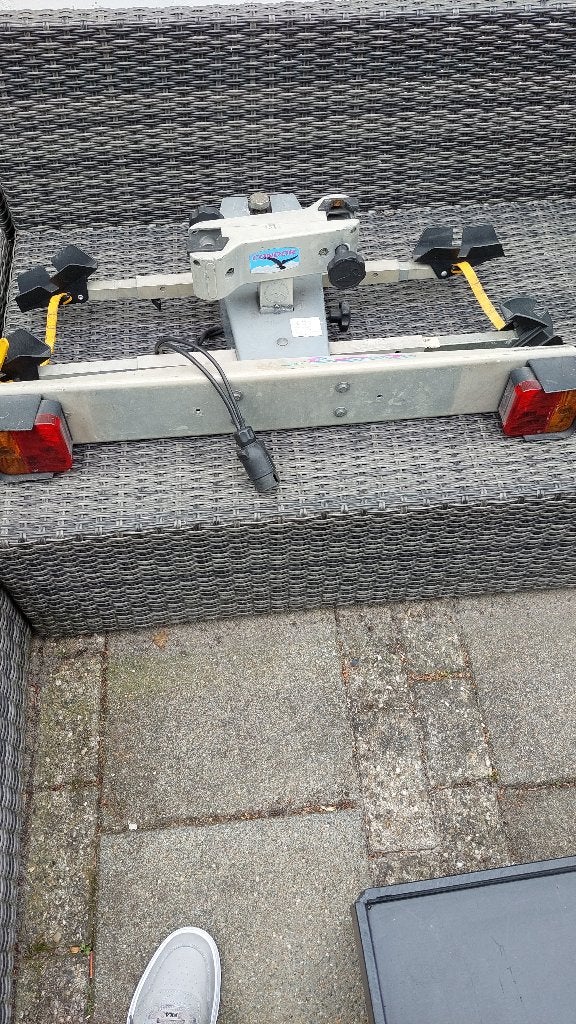 2 fietsendragers, Ophalen, 2 fietsen, Gebruikt, Trekhaakdrager
