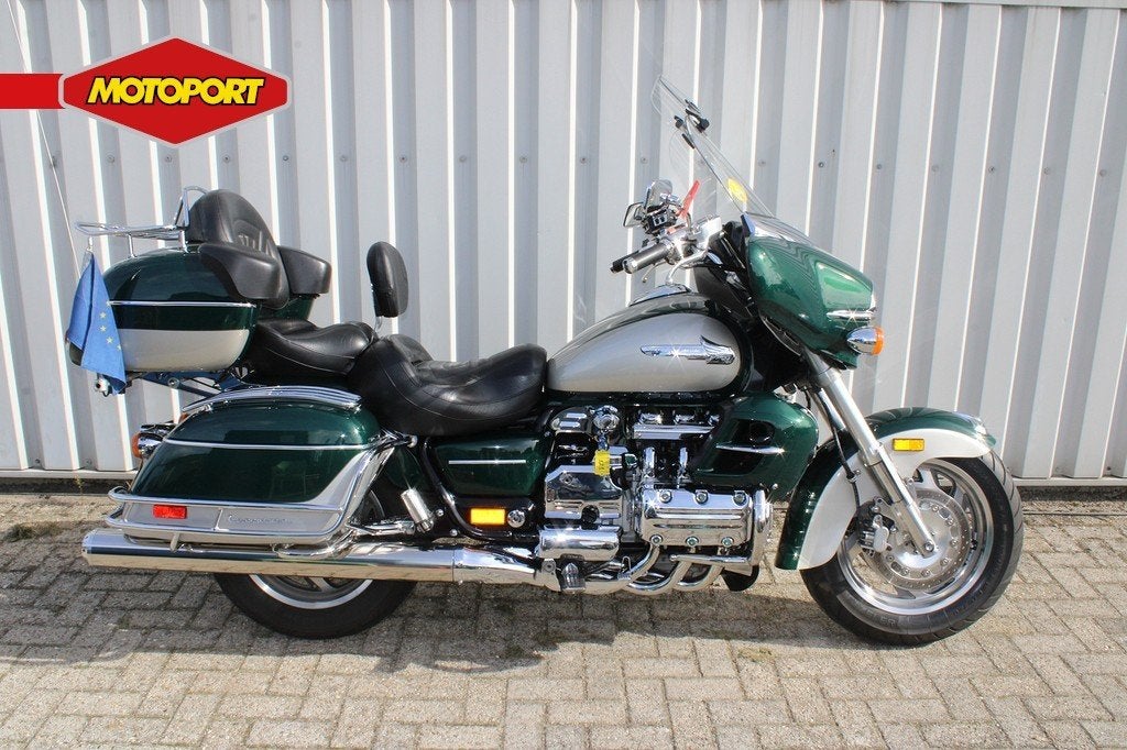 Honda F6C VALKYRIE (bj 1999), Chopper, Mc.benelux@honda-eu.com, Doornveld 180
B-1731  Zellik, BE, Gebruikt