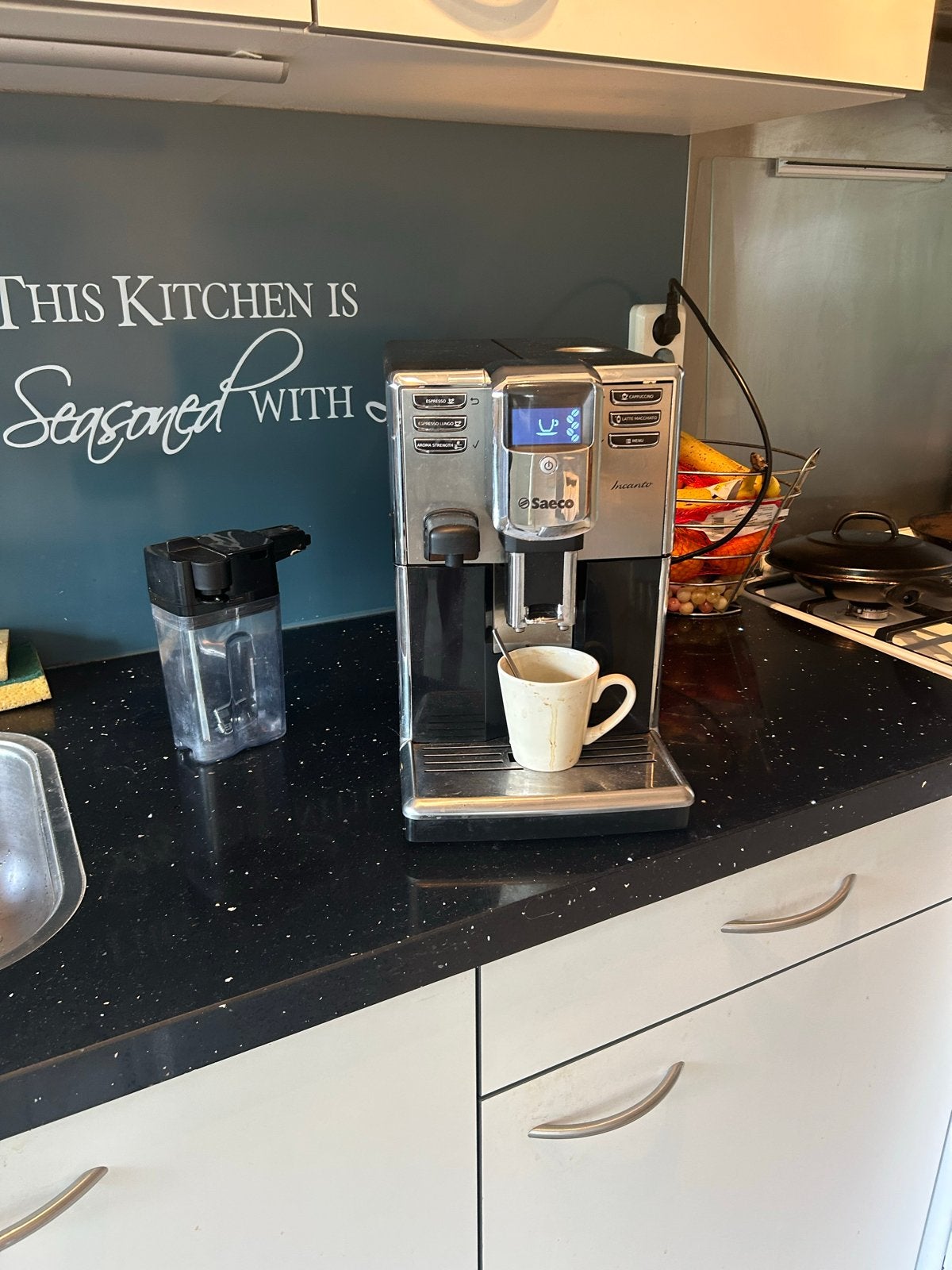 Saeco Incanto HD8918/01 volautomatische espressomachine, Witgoed en Apparatuur, Afneembaar waterreservoir, Gebruikt, Espresso apparaat