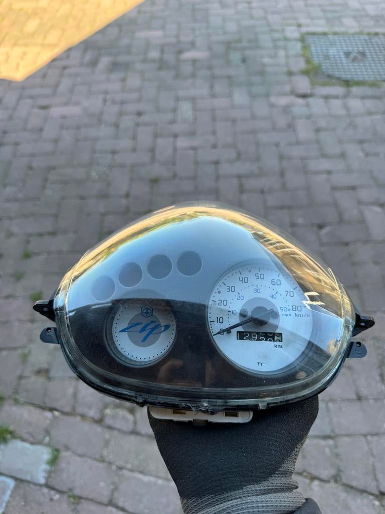 Tellerunit Piaggio Zip, Fietsen en Brommers, Brommeronderdelen | Scooters, Gebruikt, Piaggio, Koplamp, Ophalen of Verzenden