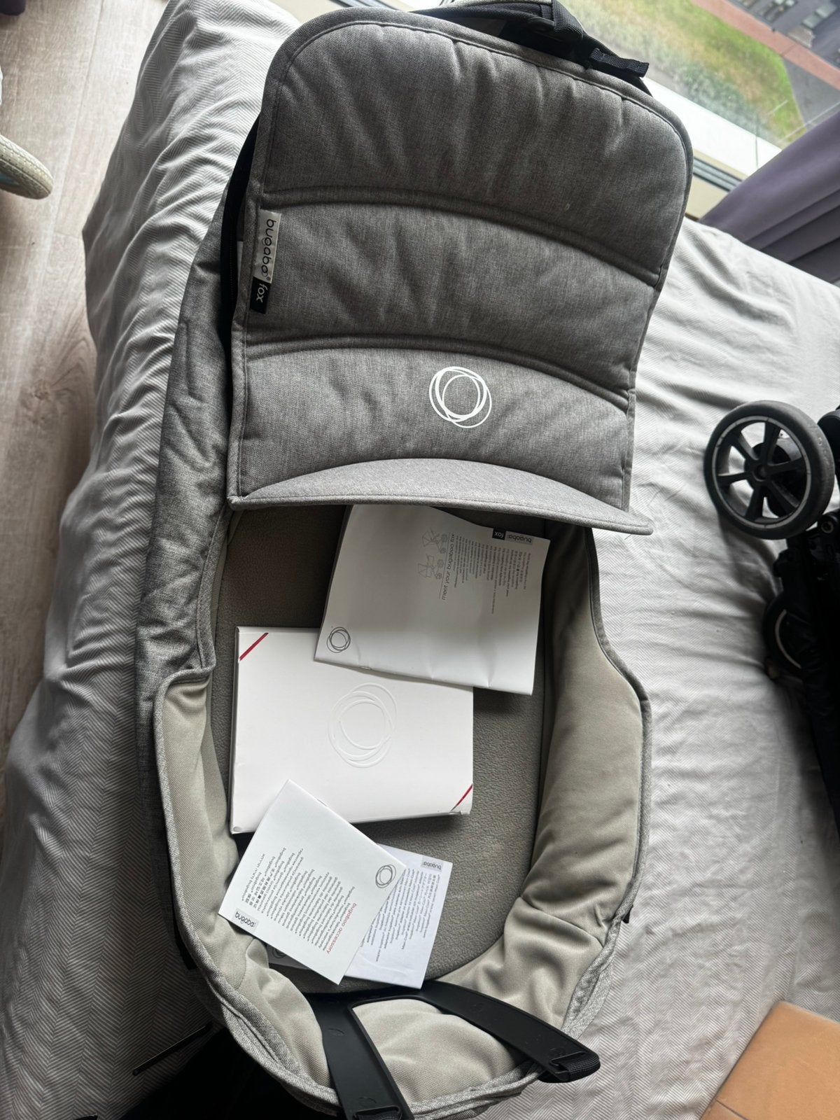 Foto 7 van Complete Bugaboo Fox Set Bassinet,Seat,Maxi-Cosi