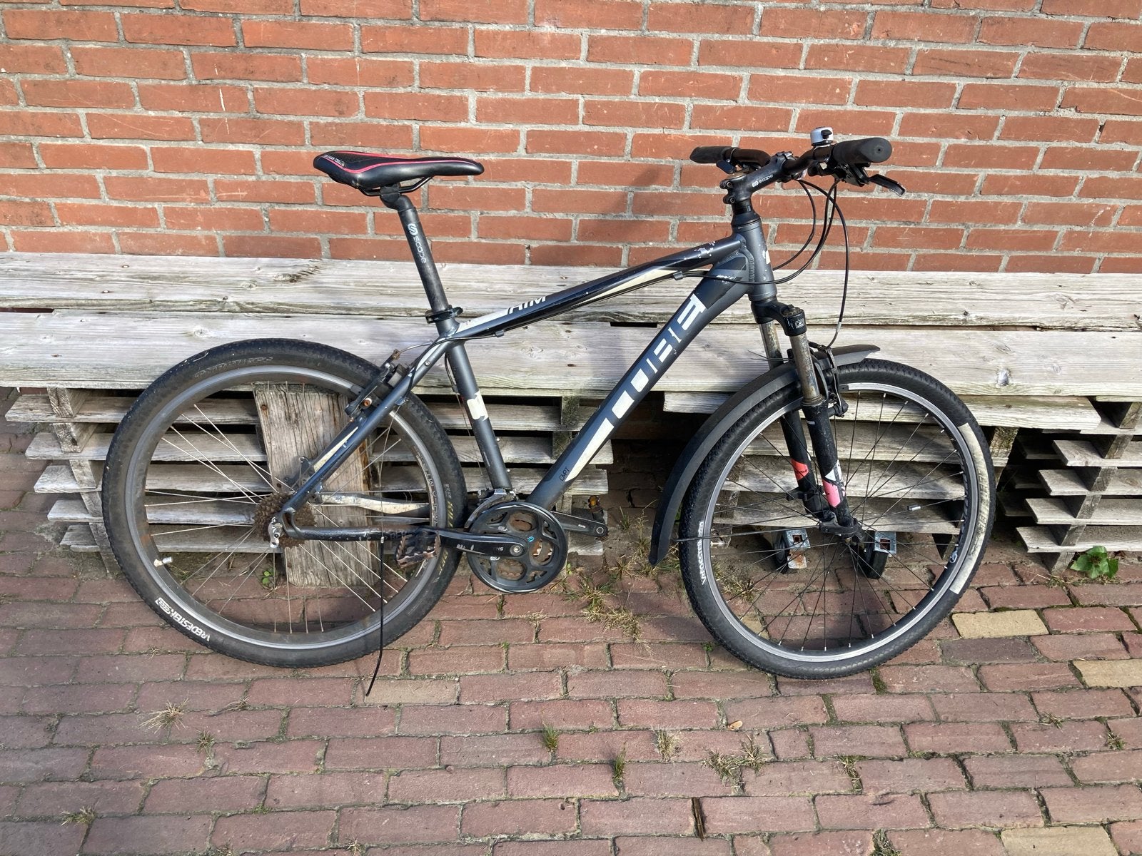 Cube mountainbike met losse cassette en nieuwe shifters