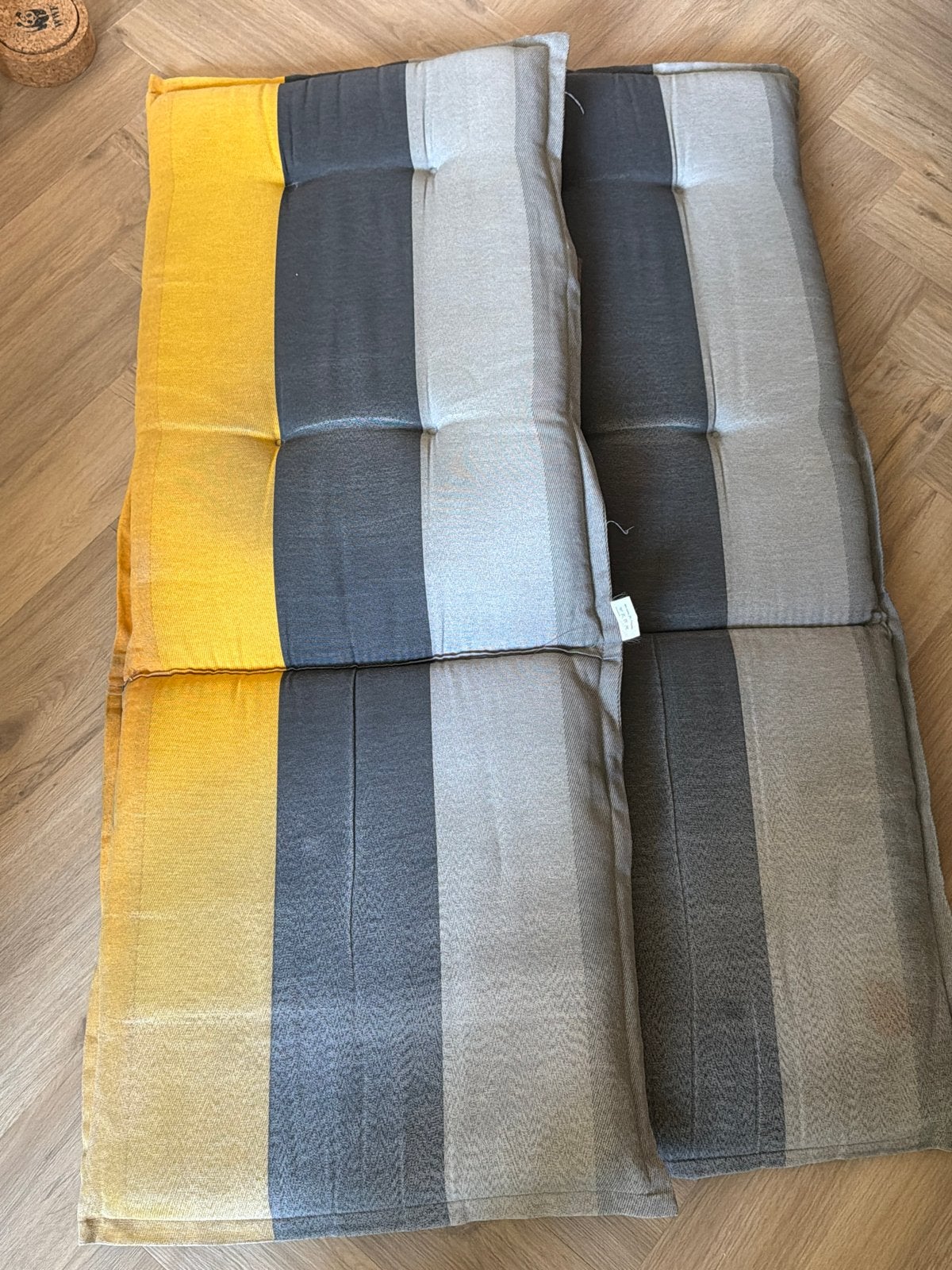 2x Comfortabele gestreepte stoelkussens, Ophalen, Gebruikt, Meerkleurig, Rechthoekig