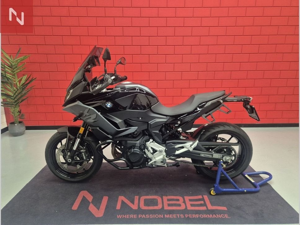 BMW F 900 XR (bj 2022) MIVV Triple Black, Motoren, Motorrijbewijs A, Bedrijf, Onbekend, Meer dan 35 kW