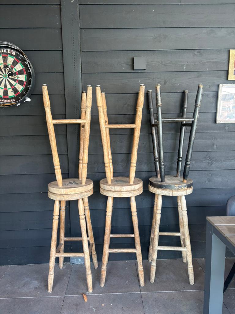 Houten barkrukken 7 stuks, Huis en Inrichting, 5 krukken of meer, Ophalen, Zo goed als nieuw, 60 tot 90 cm