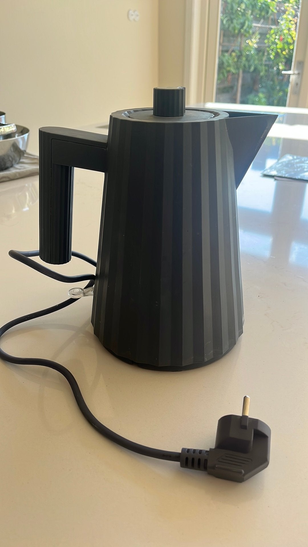 Alessi waterkoker, 1 tot 2 liter, Ophalen, Zo goed als nieuw