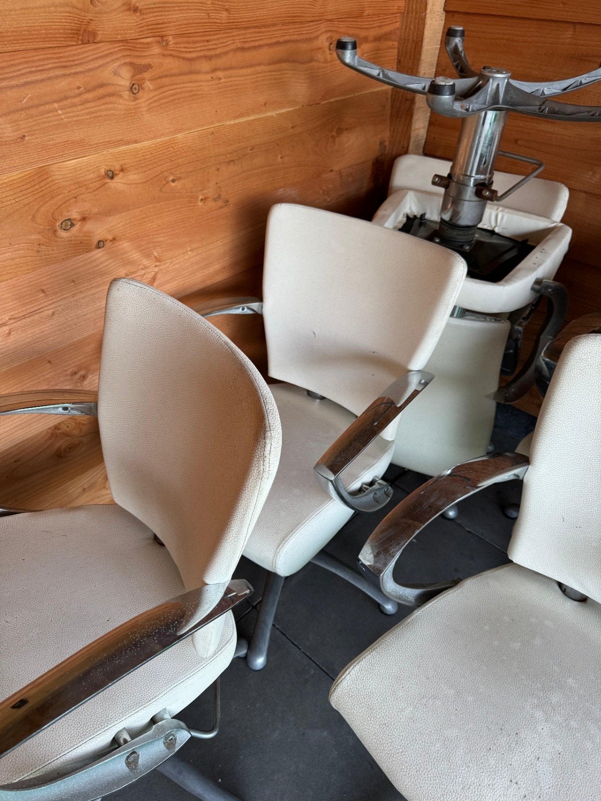kappersstoelen 6 stuks, Huis en Inrichting, Stoelen, Ophalen, Gebruikt, Wit, Eén