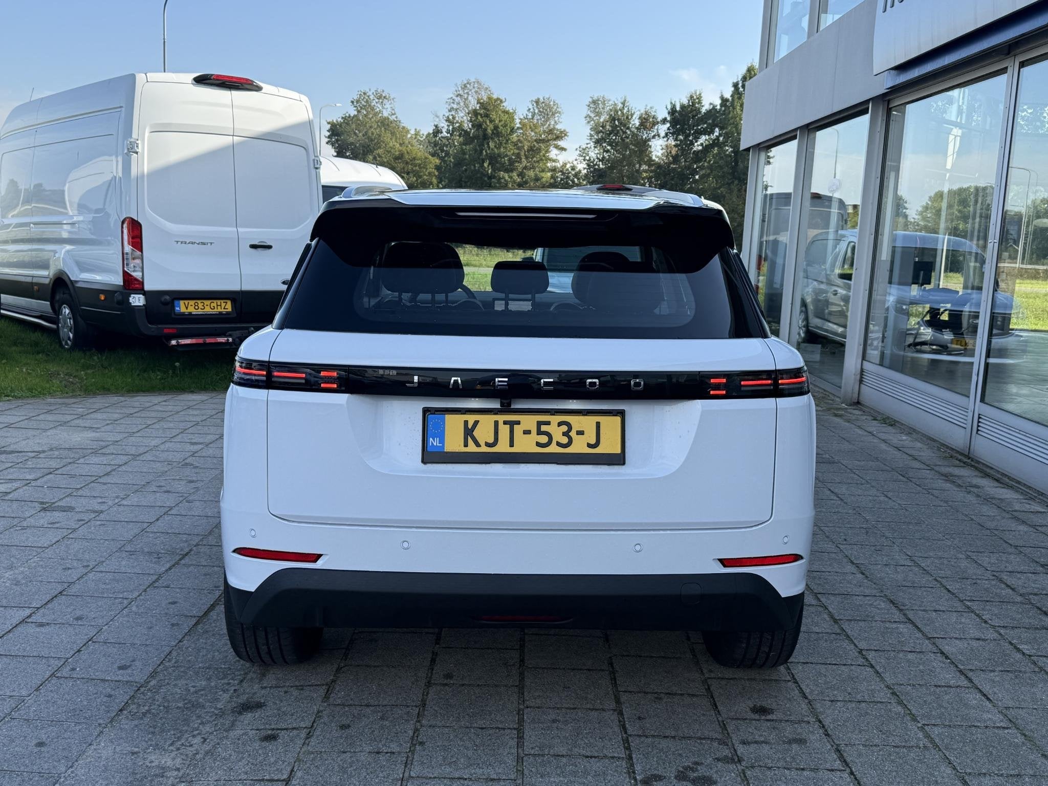 Jaecoo 5 1.5 T-GDi SHS-H Exclusive 19" velgen - stoelverwarm, Auto's, 4 cilinders, 2 kWh, Wit, Origineel Nederlands