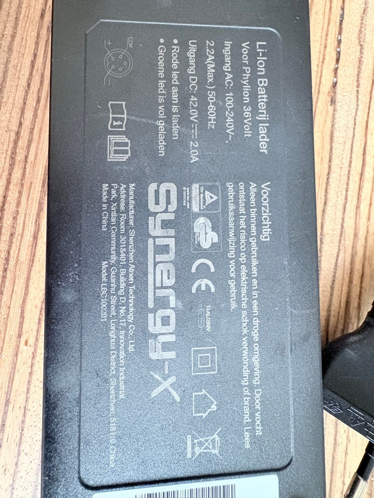Synergy-X Fietsacculader 36V Li-ion, Ophalen of Verzenden, Gebruikt