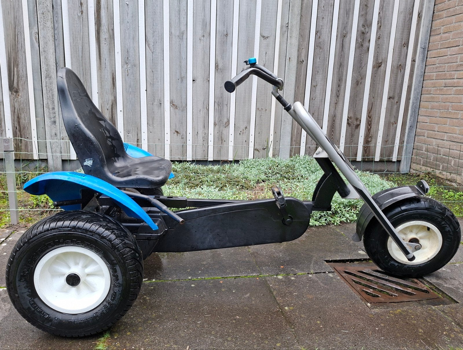 Foto 2 van Berg Skelter Trike - Pedaal Kart