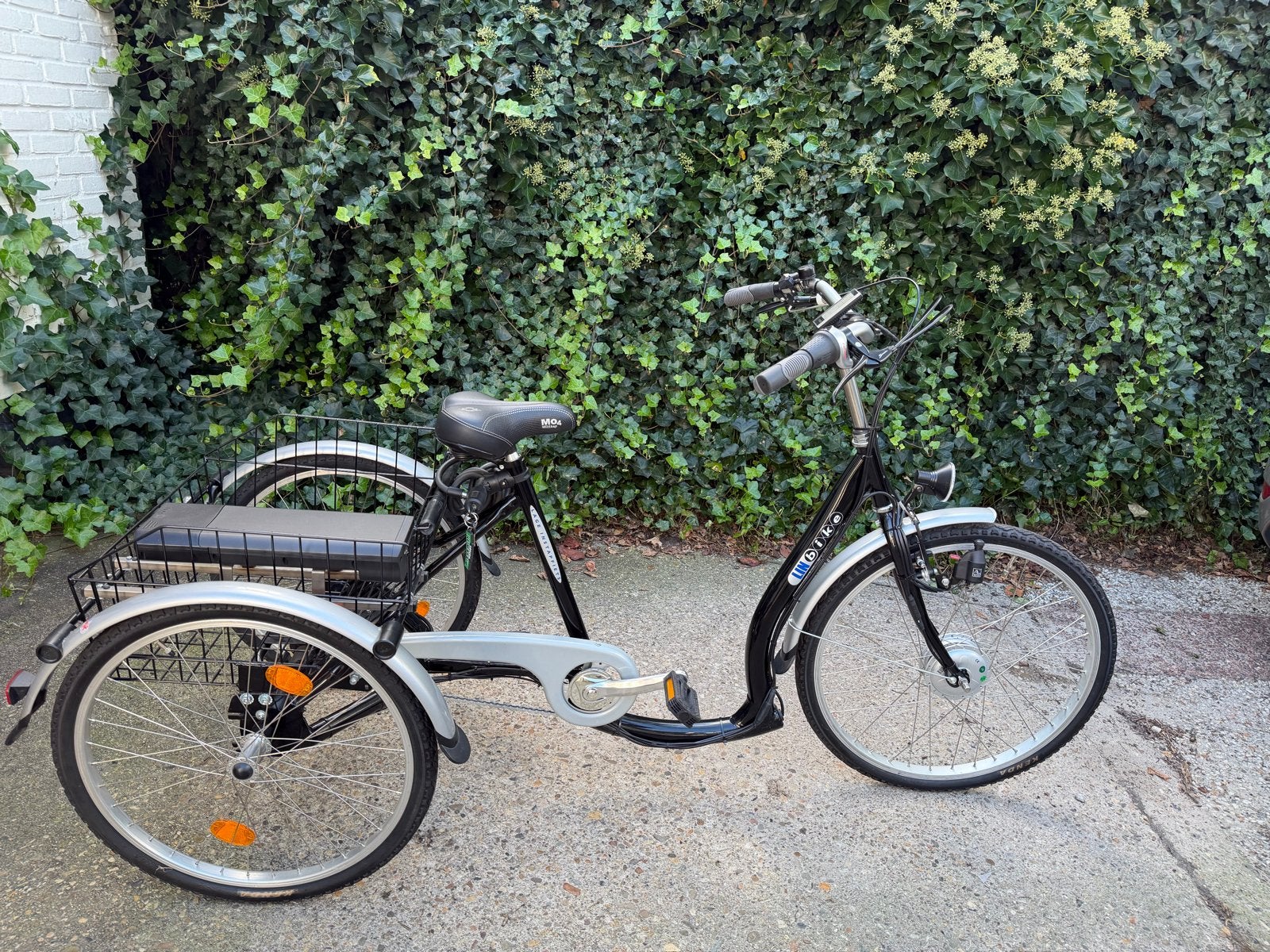 Linbike elektrische driewieler fiets met mand, Fietsen en Brommers, Ophalen, Zo goed als nieuw, Velgrem