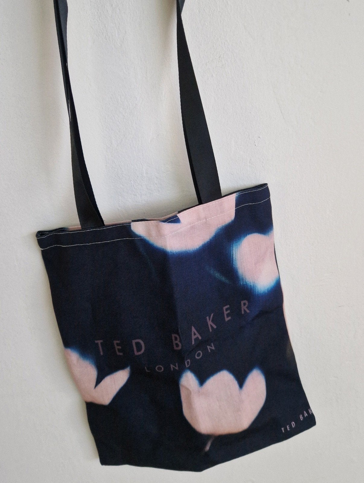 Nieuwe Ted Baker Shopper Tas - 30x35 cm, Sieraden, Tassen en Uiterlijk, Tassen | Damestassen, Ophalen of Verzenden, Nieuw, Schoudertasje