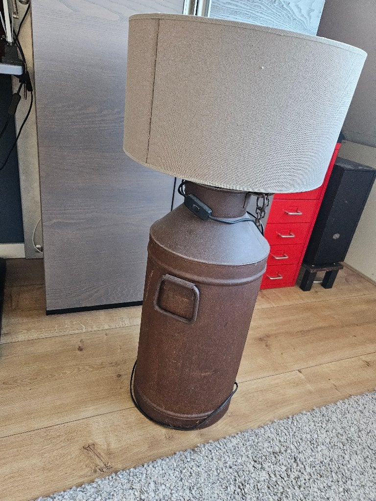 Unieke vloerlamp van oude melkbus, Ophalen, Gebruikt, Metaal