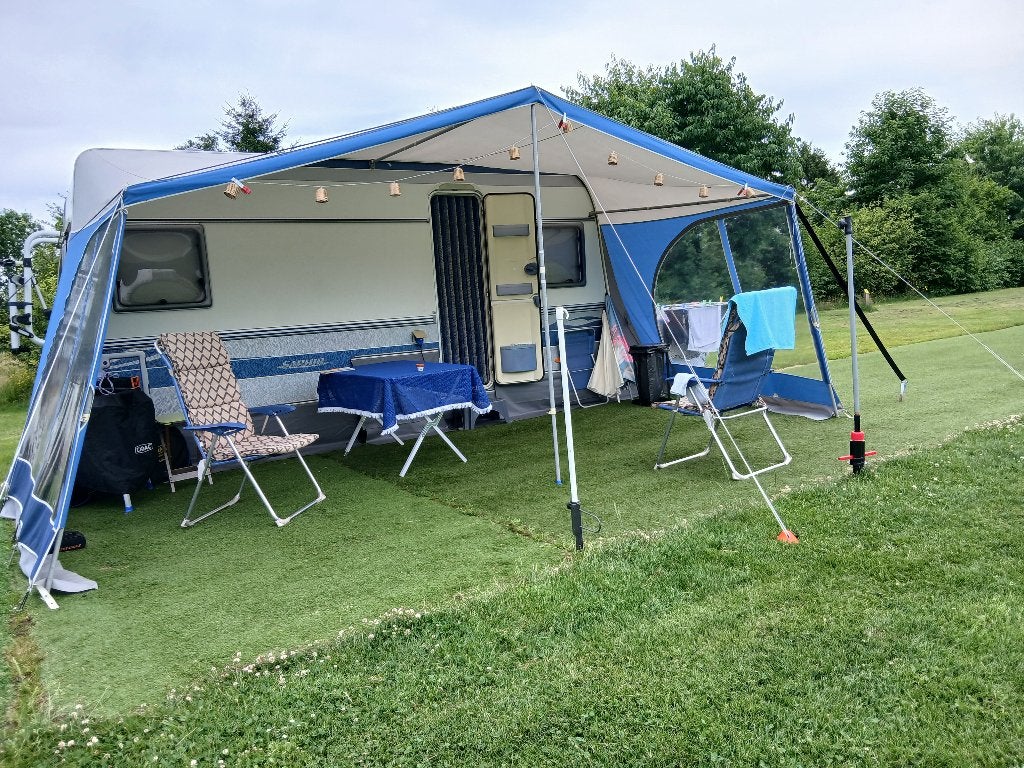 Caravan te koop, Kachel, Rondzit, Frans bed, Particulier