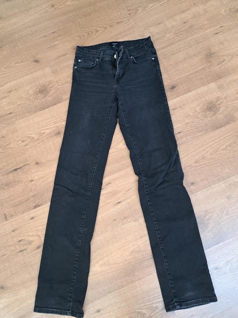 Vero Moda zwart jeans 30-34, Vero Moda, Zwart, Ophalen of Verzenden, Zo goed als nieuw