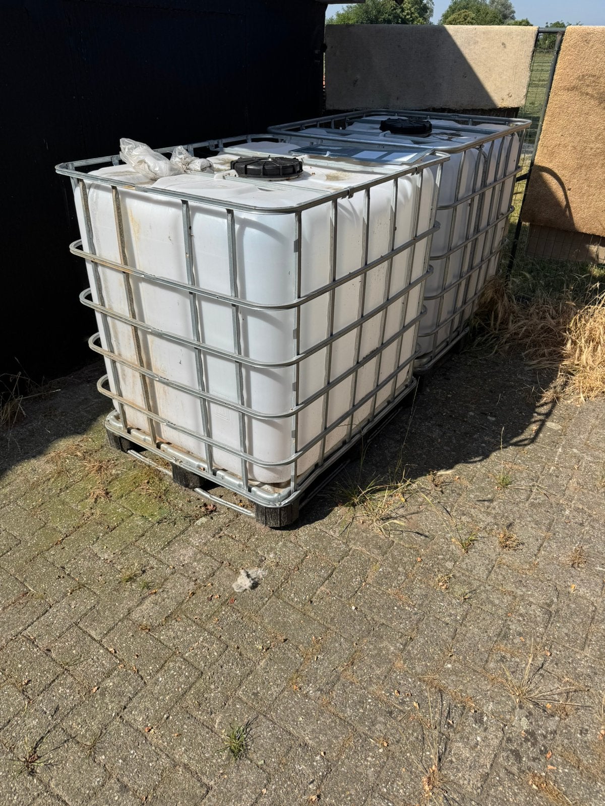 2x Ibc, Ophalen, Kunststof, Gebruikt, Met kraantje