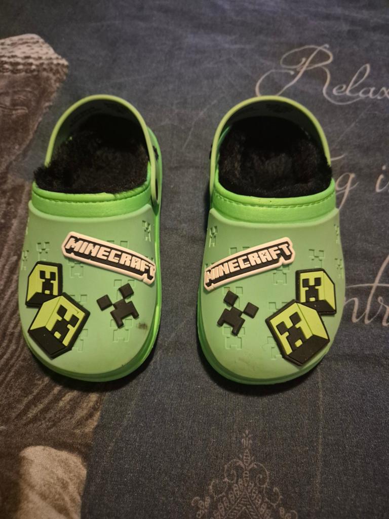 Minecraft Crocs Klompen Maat 28 Groen met Voering, Gebruikt, Jongen of Meisje, Ophalen of Verzenden, Minecraft
