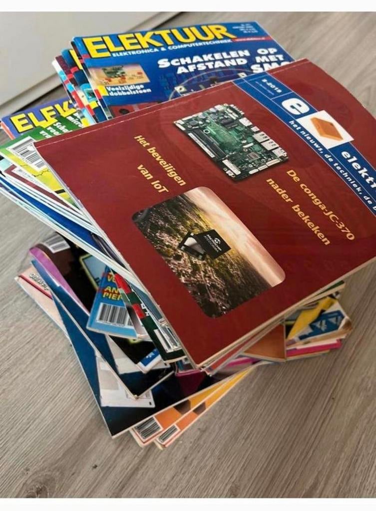 Elektuur tijdschriften, losse uitgaves: 1995 tot 2005, Ophalen of Verzenden, Gelezen, Elektrotechniek