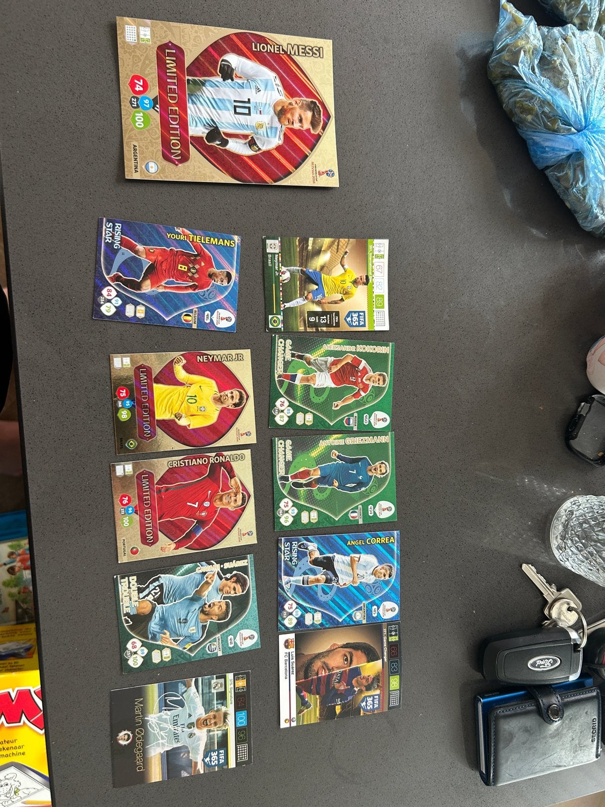 Panini Adrenalyn XL FIFA World Cup 2018 kaarten, Verzamelen, Sportartikelen en Voetbal, Ophalen of Verzenden, Gebruikt, Buitenlandse clubs