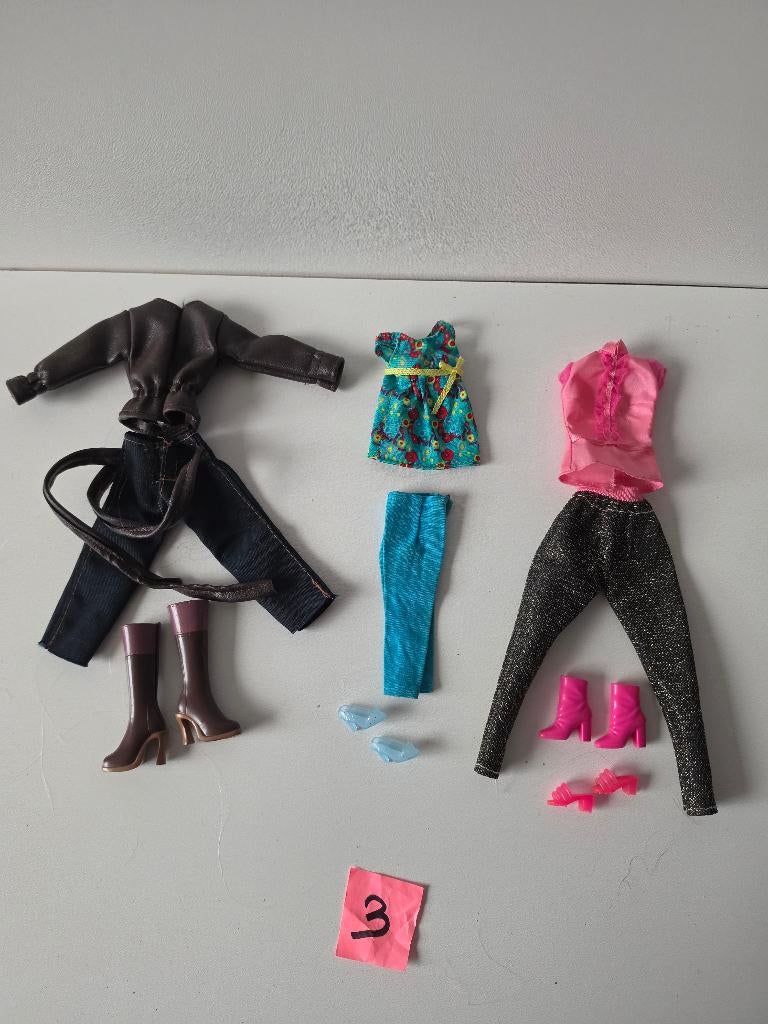 Barbie Mattel kleding set, Ophalen of Verzenden, Zo goed als nieuw, Barbie