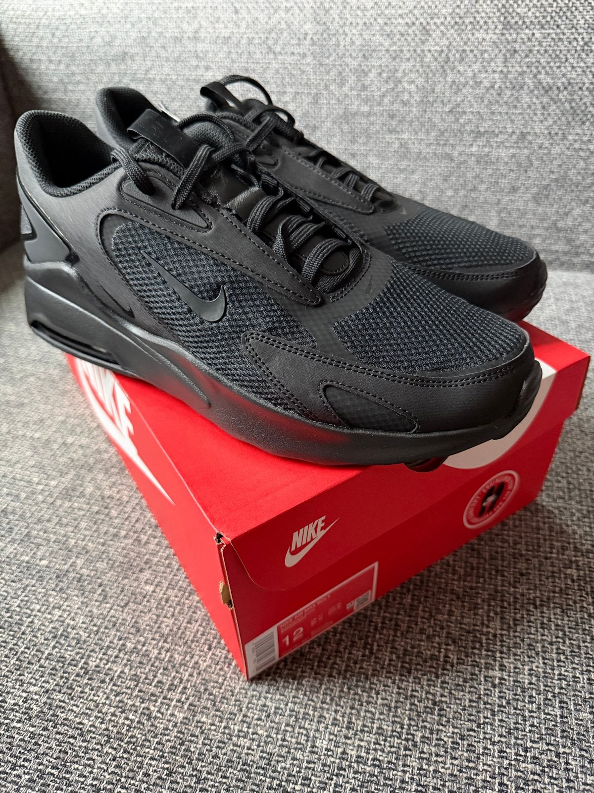 Nike Air Max Bolt - Maat 46 - Nieuw in doos, Kleding | Heren, Schoenen, Zwart, Nieuw, Ophalen of Verzenden, Sneakers of Gympen