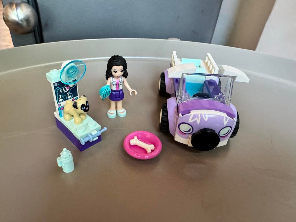 Lego Friends 41360 Emma's Mobiele Dierenkliniek, Ophalen of Verzenden, Zo goed als nieuw