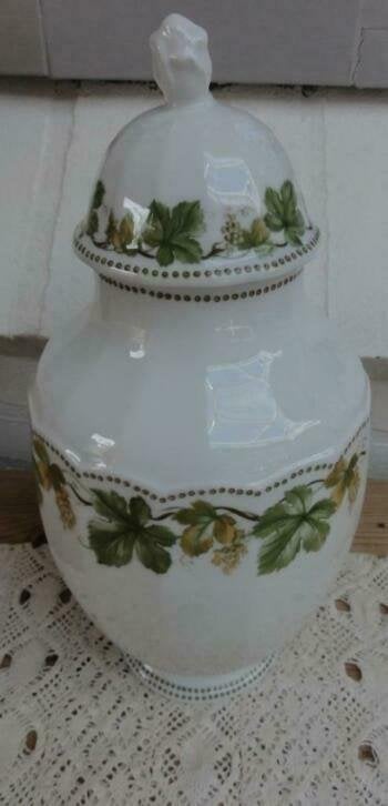 SALE porseleinen vaas / pot / kruik / urn , druiven ranken, Antiek en Kunst, Ophalen of Verzenden