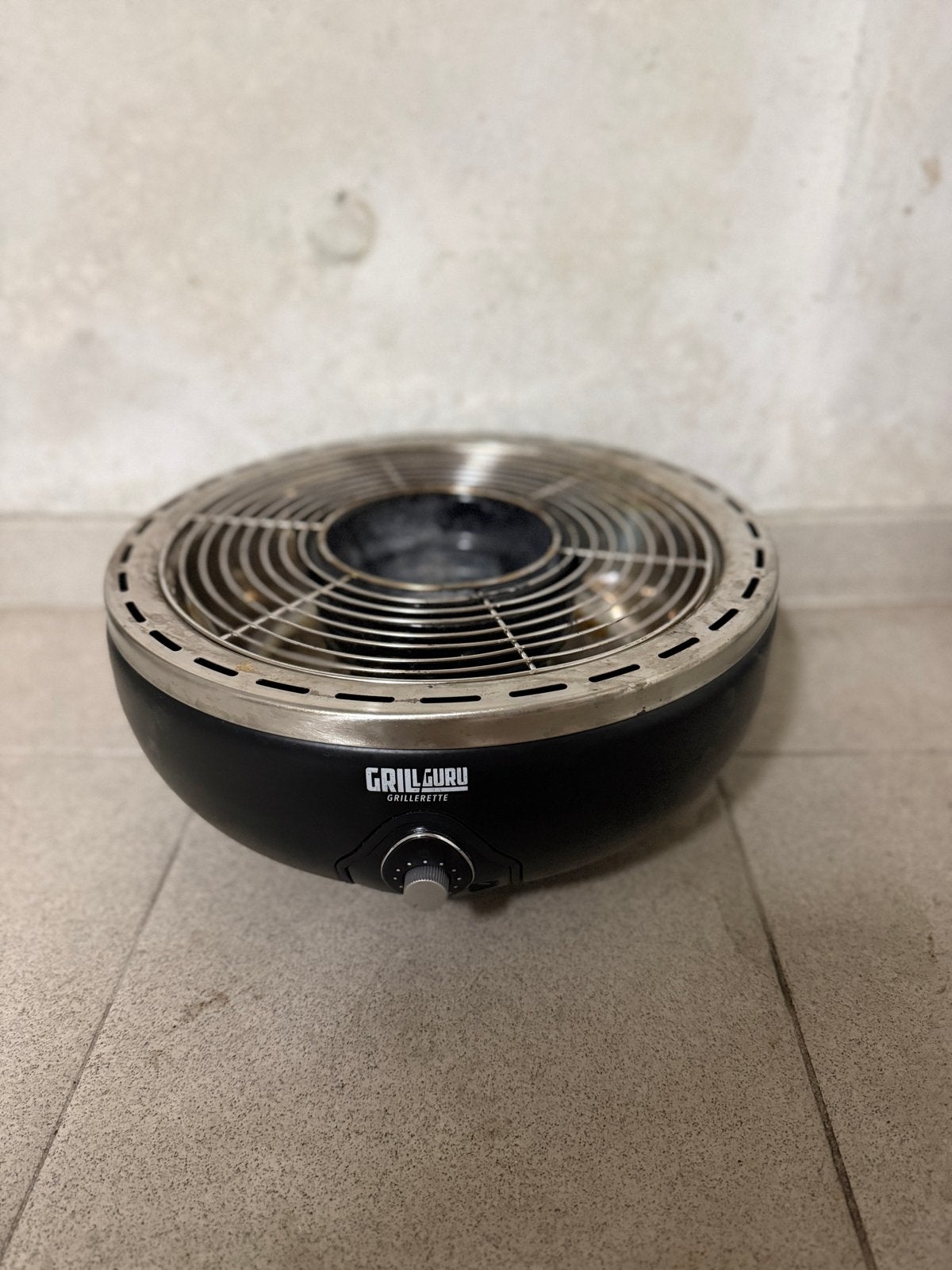 Grill Guru Grilletter tafelbarbecue met deksel en rooster, Ophalen of Verzenden, Gebruikt