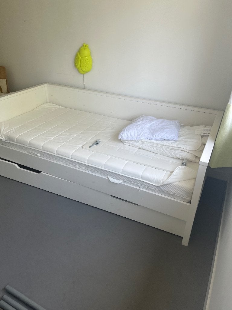 Eenpersoons kinderbed 2.00 x 1.00 inclusief lade en matras, Gebruikt, 100 cm of meer, 180 cm of meer, Ophalen