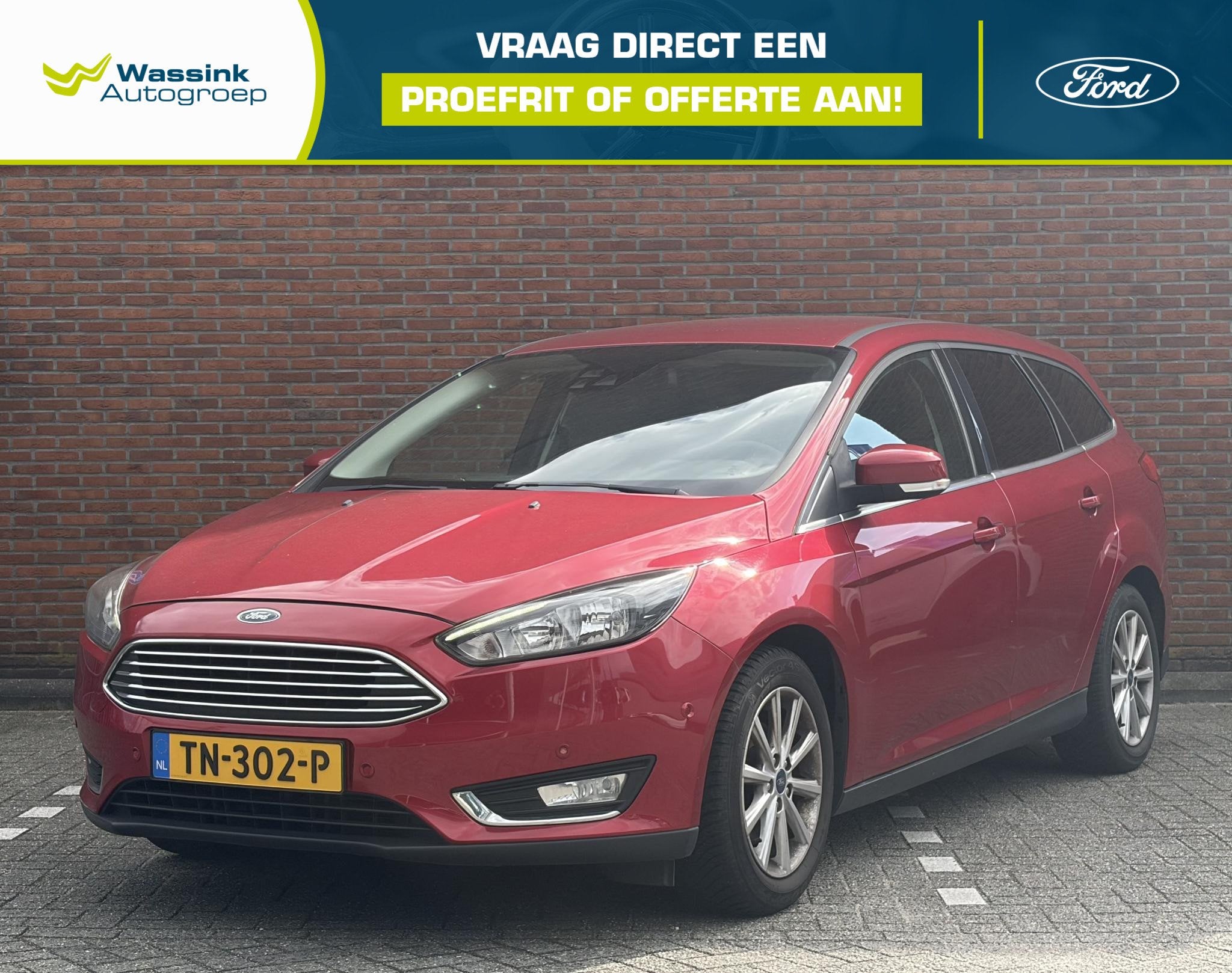 Ford Focus Wagon 1.0 Titanium I Navigatie I Trekhaak I Airco